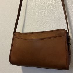 Vintage Coach Taylor Zip Crossbody