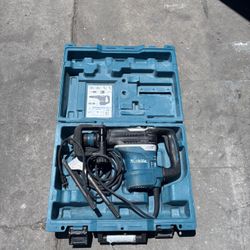 Makita Jack Hammer 
