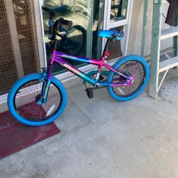 Small Bike For Girl. Genesis 18. 