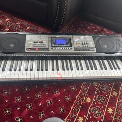 JOY KL- 92UT Lighted Touch Sensitive & USB-Midi 61 KEY KEYBOARD