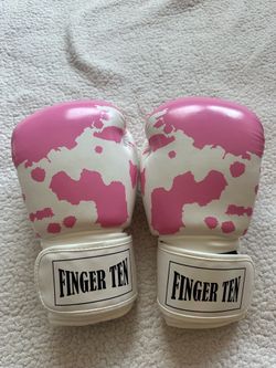 Boxing gloves