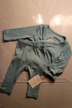 Size 3-6M baby clothes set