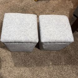 2 Ottomans