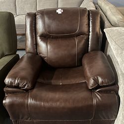 Brown reclainer，$350