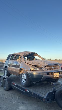 For parts 2004 Honda pilot