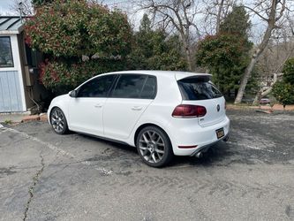 Volkswagen GTI Drivers Edition 2013