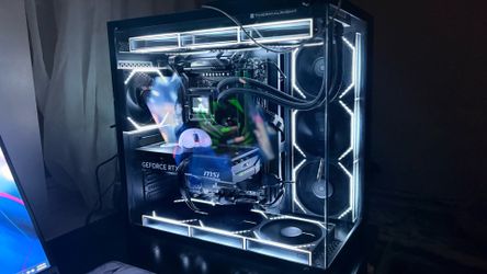 High end 5070 gaming pc ryzen7 7800x3d