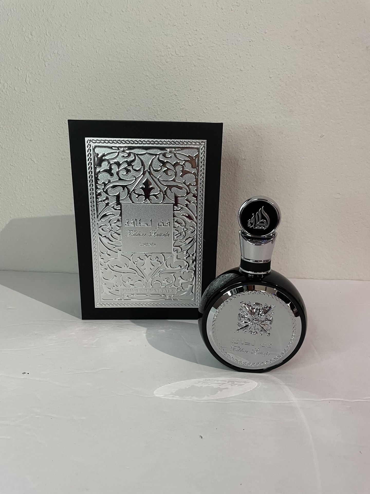 Fakhar Black Lattafa Arabic Perfume For Men 100ML