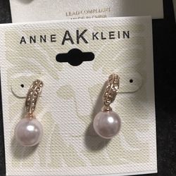 Jewelry (Anne Klein)