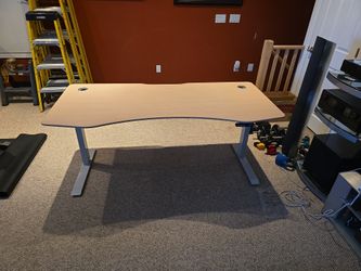 Desk Up/Down Electric 6ft