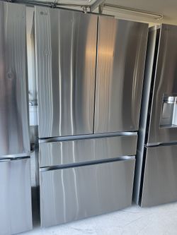 LG 26 cu. ft. Smart Counter-Depth MAX 4-Door French Door Refrigerator with Full-Convert Drawer