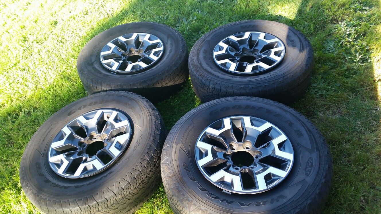 Toyota tocoma TRD Stock wheels rims tires