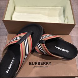 Burberry icon stripe flip flop