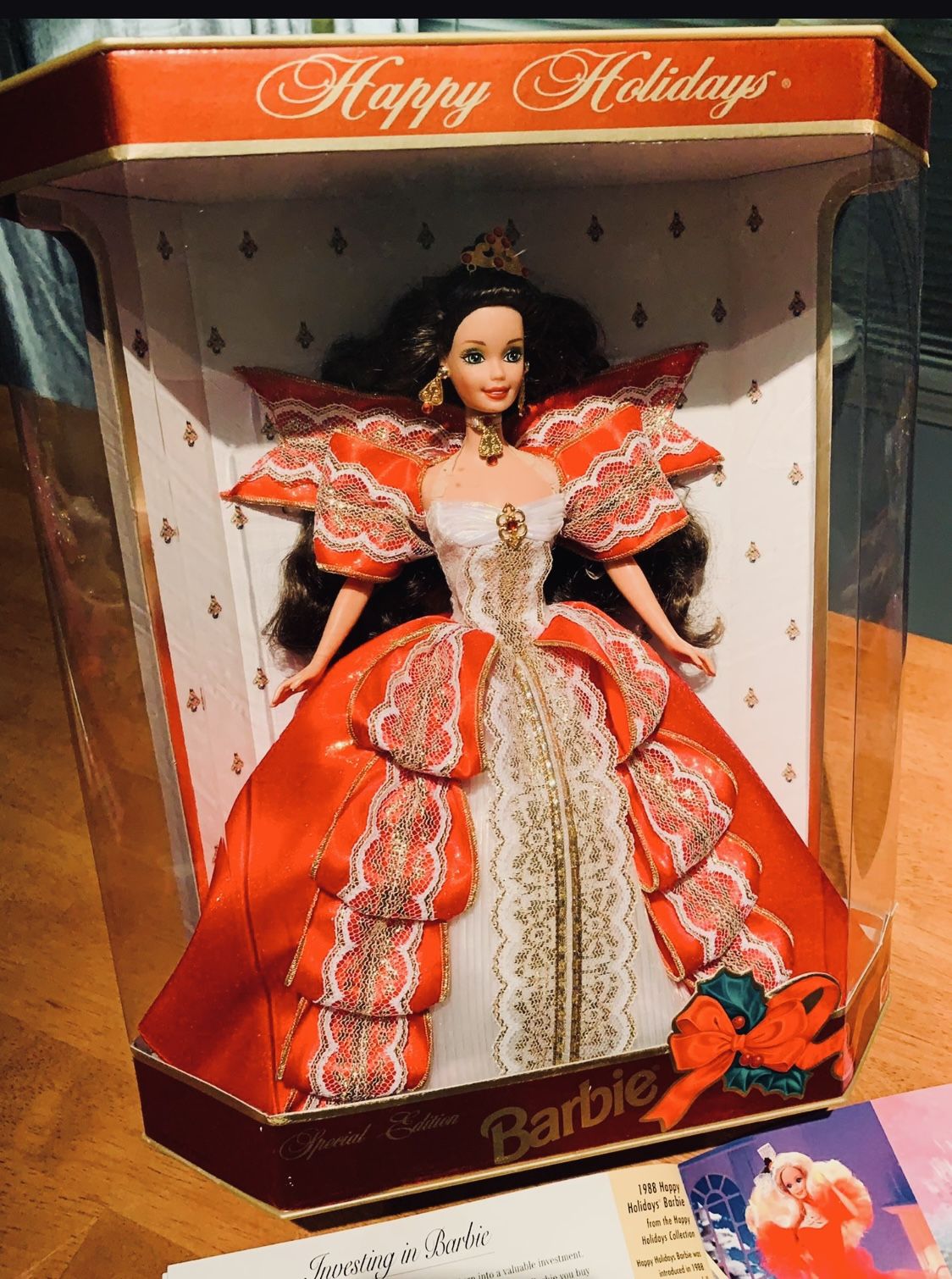 BARBIE LIMITED EDITION “ HAPPY HOLIDAYS “ 10 ANNIVERSARY EDITION 5th In A SERIES - MINT IN BOX UNOPENED AND PRISTINE