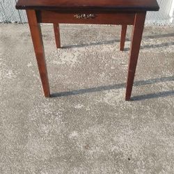 Vintage Swivel Top End Table,