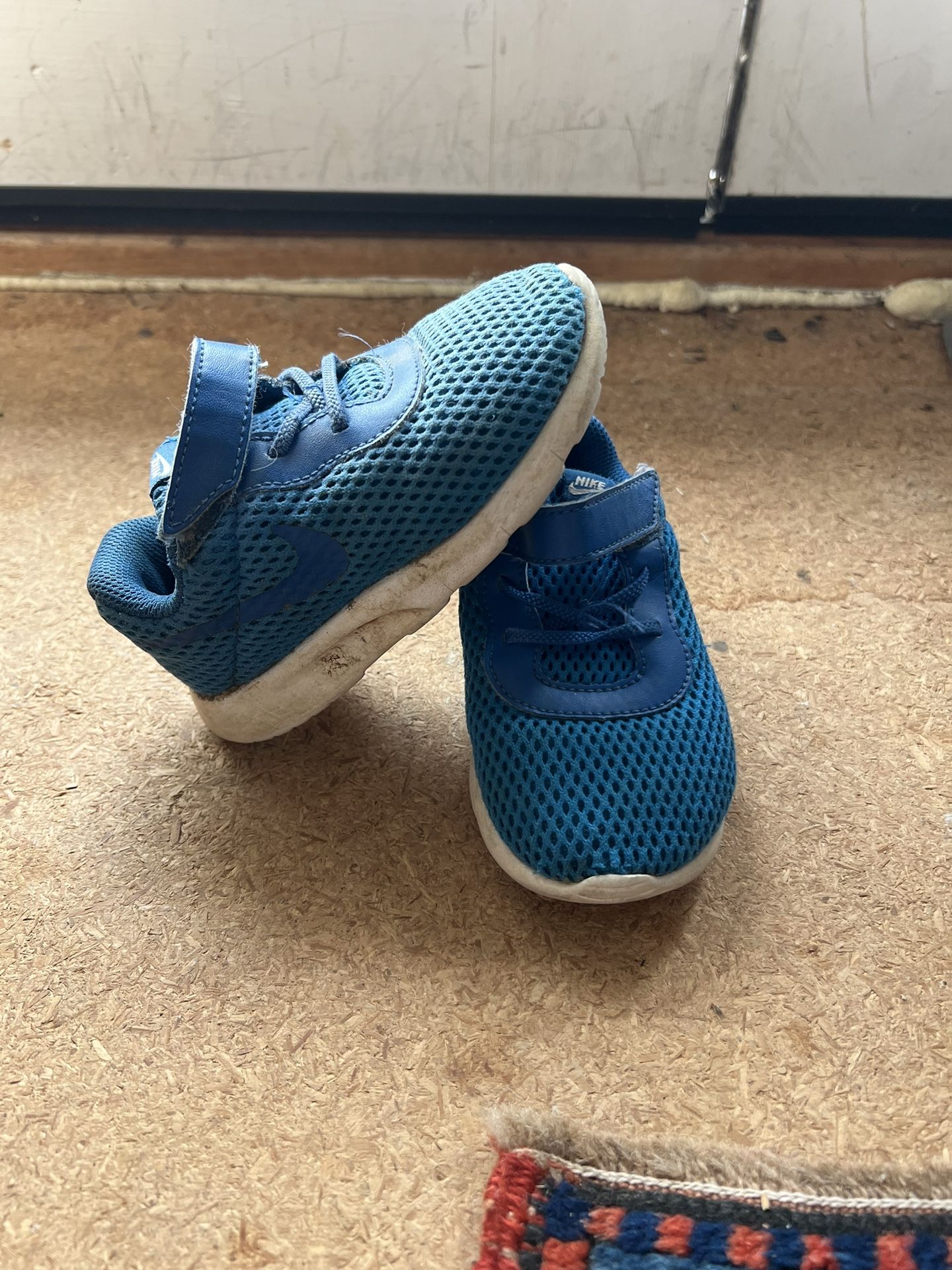 Nike 8C Shoes