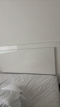 Queen size bed frame and mattress