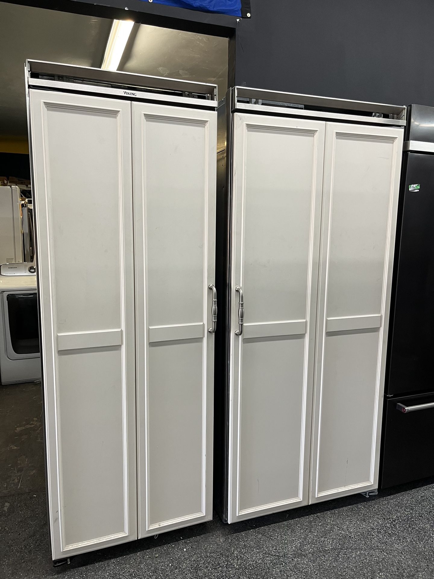 Built In Panel Ready Viking 66” Column Set 30” Freezer 36” Fridge