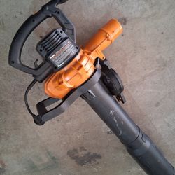 WORX 12 Amp Electric  leaf  Yard Vacuum  (( No Bag )) 