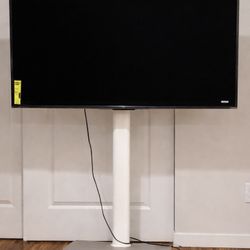 TCL 58” 4K Smart TV (Google TV, model 58S470G) in like new condition.