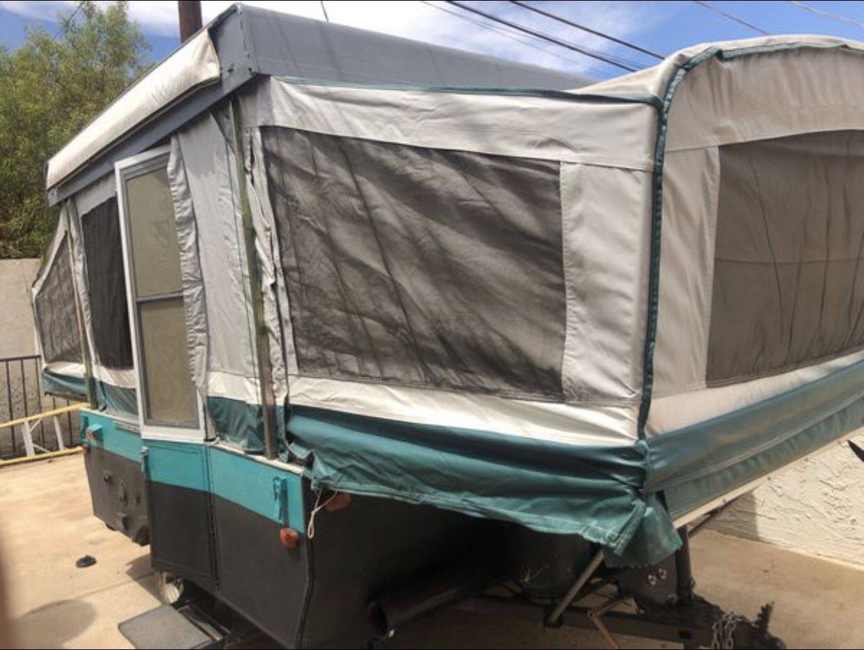 Popup camper with AC