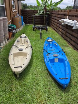 Tarpon 120, 2 Kayaks, trailer, paddles