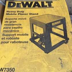 Dewalt Mobile Planer Stand 