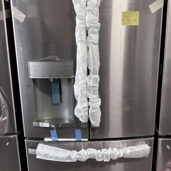 NEW GE French Door Refrigerator w/WATER+ICE  (Finance Available)