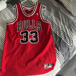 Bulls Jersey Scottie Pippen 