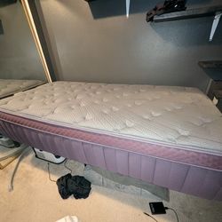 Purple Rejuvenate Plus Twin XL and Mattress Firm Adjustable Base