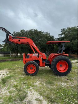 Kubota tractor  62 HP