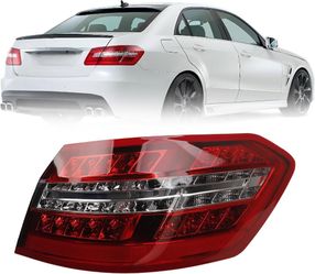 LED Right Passenger Side Outer Tail Light 2010-2013 Mercedes Benz W212 E350 E550 E63 AMG USA