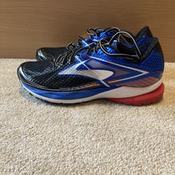 NOS Men’s BROOKS Ravenna 8 “Sample” Shoes Size 9