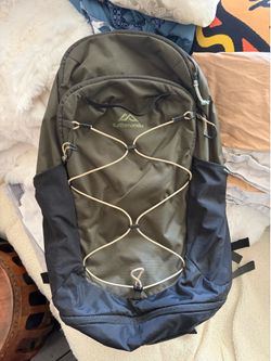 Kathmandu Axon Escape 28L Backpack - Used Once / Like New