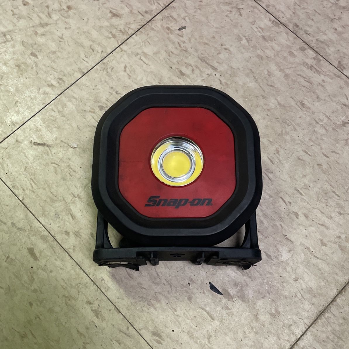 Snap On Light With Retractable Reel for Sale in Tustin, CA - OfferUp