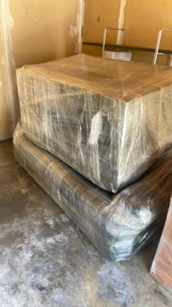 Sofa set. Dark green super soft pillow top