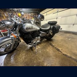 2001 HONDA SHADOW