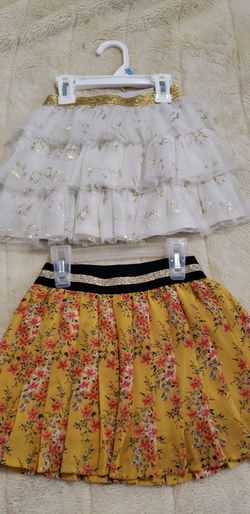 Beautiful Girl Size 4-5 Skirts!