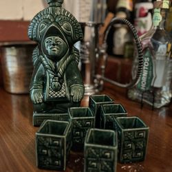 **RARE** Vintage Aztec Bar Collection Decanter Set 
