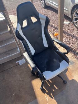 Gaming chair