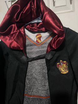 Harry Potter Gryffindor cape costume