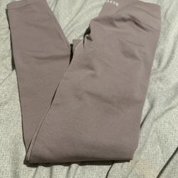 Alphalete Leggings