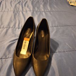 Michael Kors Brand New Black Ladies Shoe