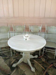 Oak Claw Foot Pedestal Table And Chairs