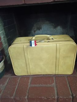 Vintage 1970's Leather American Tourister luggage
