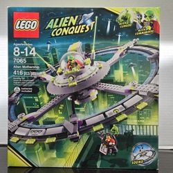 LEGO Alien Conquest "Alien Mothership" 7065