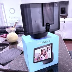 Echo Show 10 (3rd Gen) HD Smart Display with Motion and Alexa in Charcoal