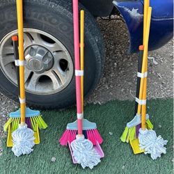 Kid Set Broom