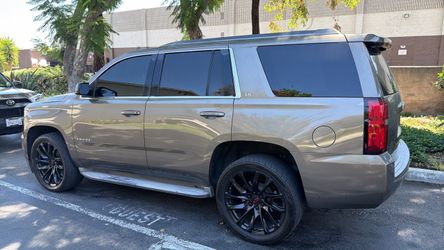 Chevrolet Tahoe LS Full-Size SUV