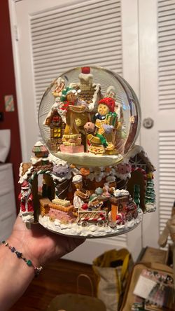 Kirkland Musical Gingerbread Snowman